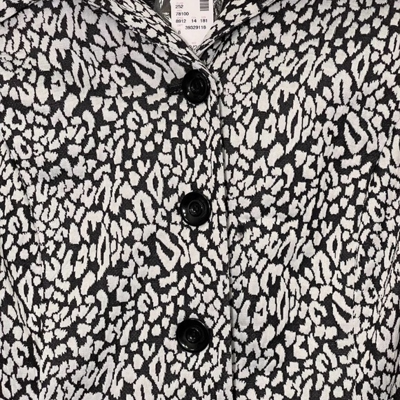 AVENUE LIGHTWEIGHT BLAZER PLUS SIZE 18/20 - Picture 2 of 6